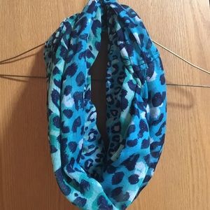 Leper’s print infinity scarf